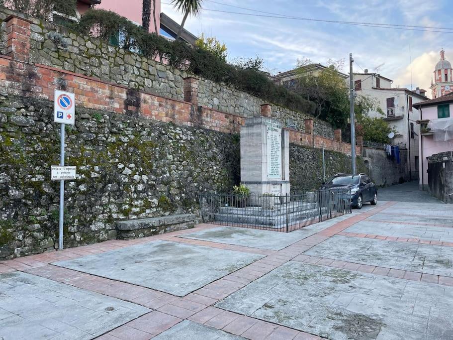 Tra Alpi Apuane E Cinque Terre.. Casetta Renata! Valeriano Lunense Exterior foto